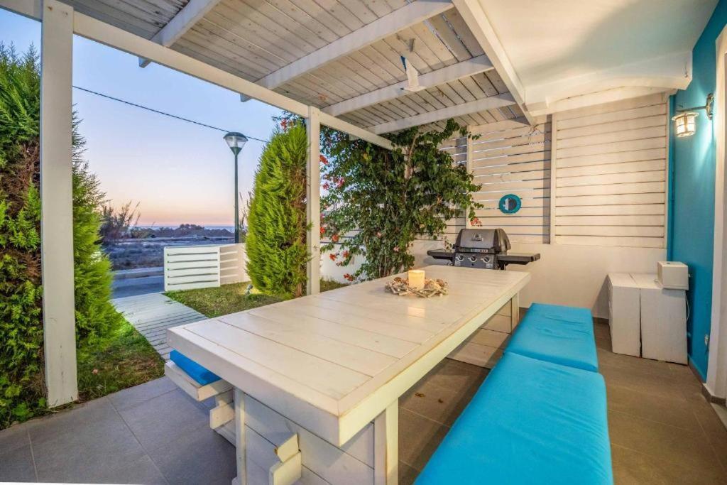 Seabreeze Villa - With Jacuzzi & Heated Pool Mastichari  Bagian luar foto